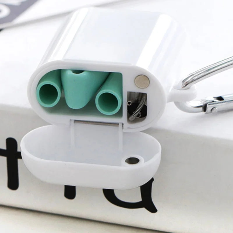 Green foldable straw packed in an open white case
