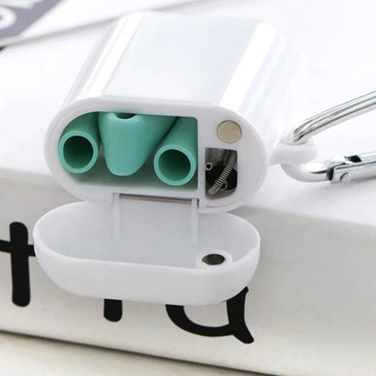 Green foldable straw packed in an open white case